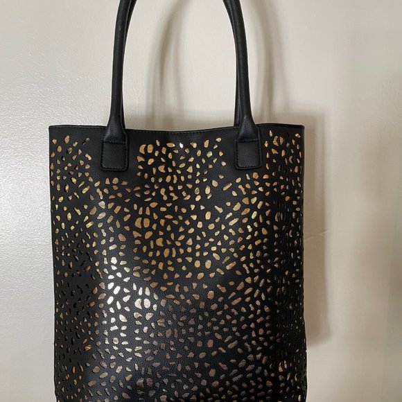 Signature Club A Black and Gold Tote/Shoulder Bag/Lace Effect - Picture 3 of 10